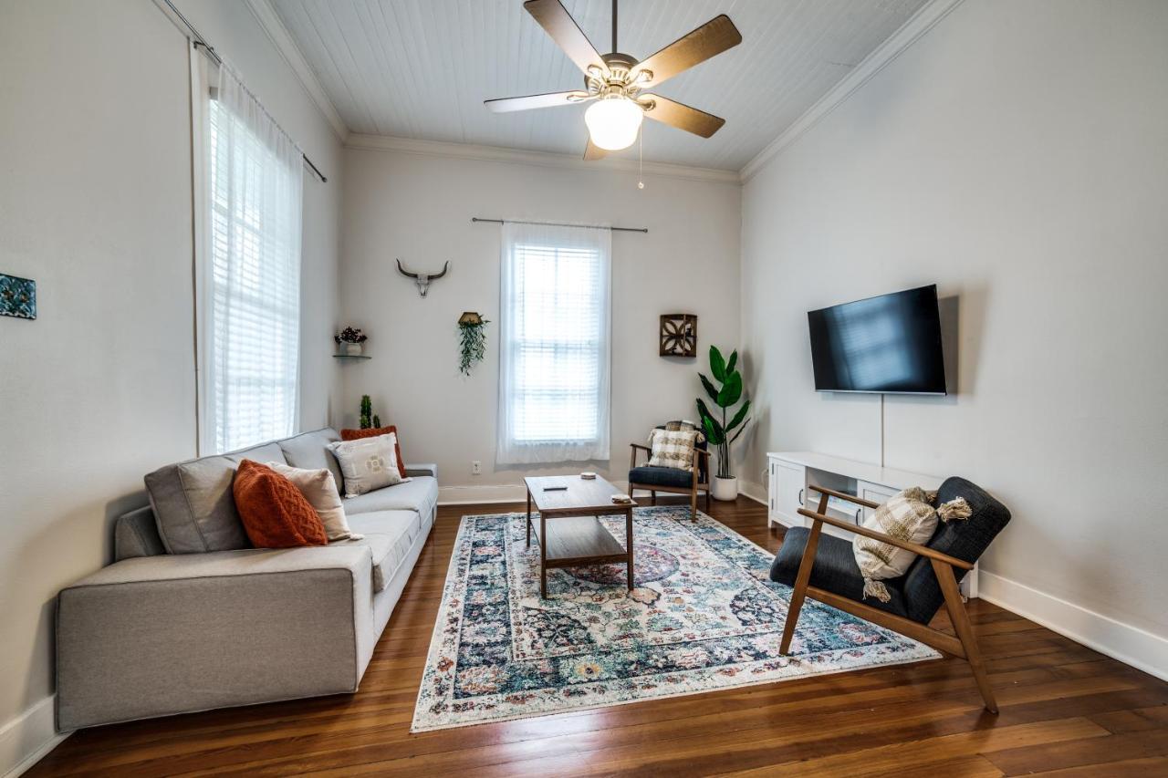 Downtown Historic 2Bdrm, Walk To Riverwalk, Alamo; Beautifully Renovated! San Antonio Exterior foto